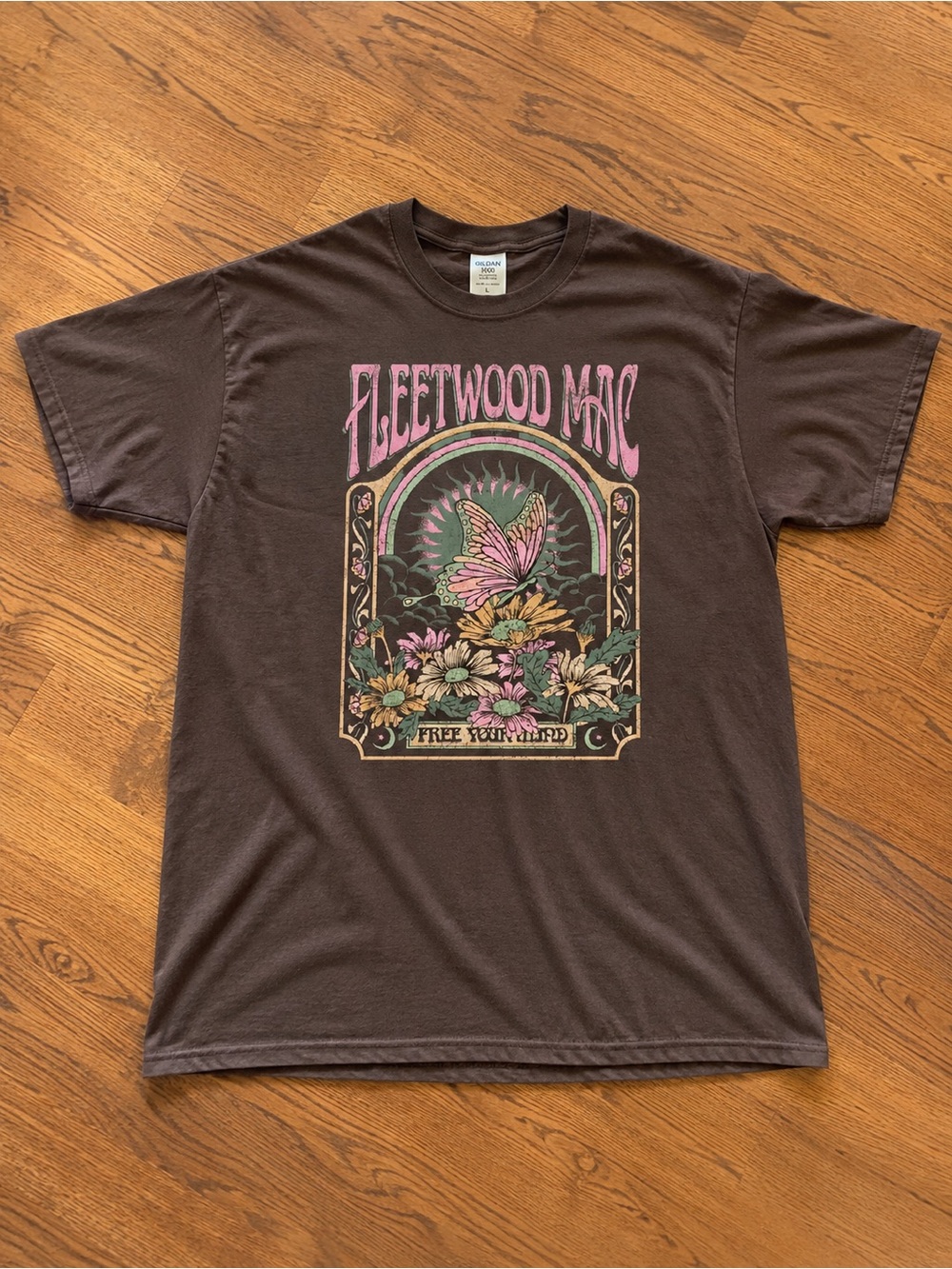 Brown Short-Sleeve Tee Pink Floral Butterfly Graphic T-shirt